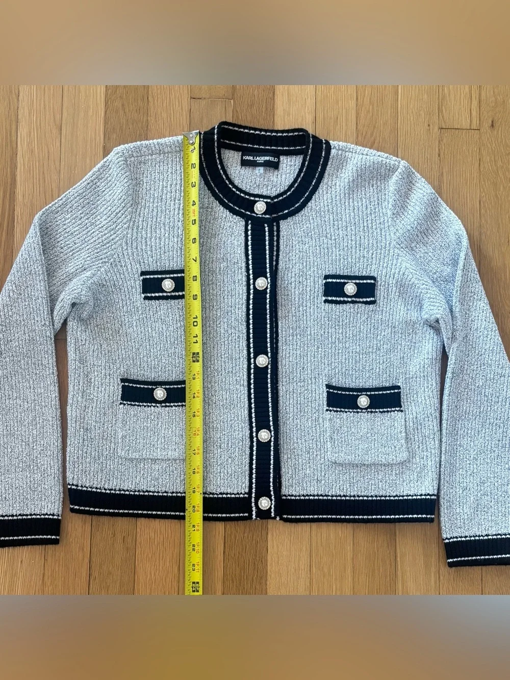 Karl Lagerfeld Paris Chunky Knit Button Cardigan Medium Grey Black Sweater Prep